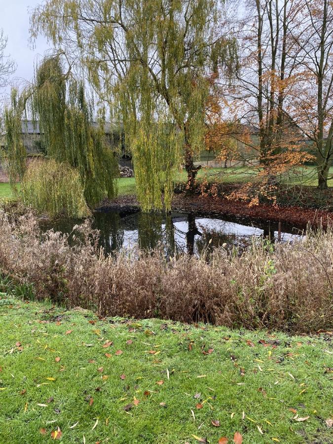 Retreats At Stansted Manor Villa Hallingbury Exterior photo